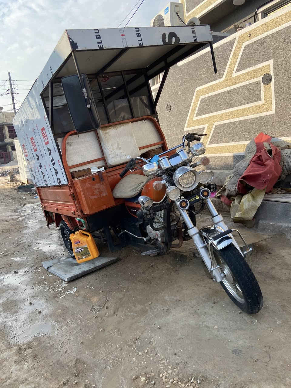 السلام عليكم ستوته موديل 18 محرك 2020 اوراق اصولي 
كهربائات كله كامله وشغاله محجر شوفت عينك هوه وتغليفه الستوته ما عايزه شي سعر مليون و800 وبيه مجال بسيط 
مكاني كربلاء سيد سماعيل 
رقم الاتصال :***********
