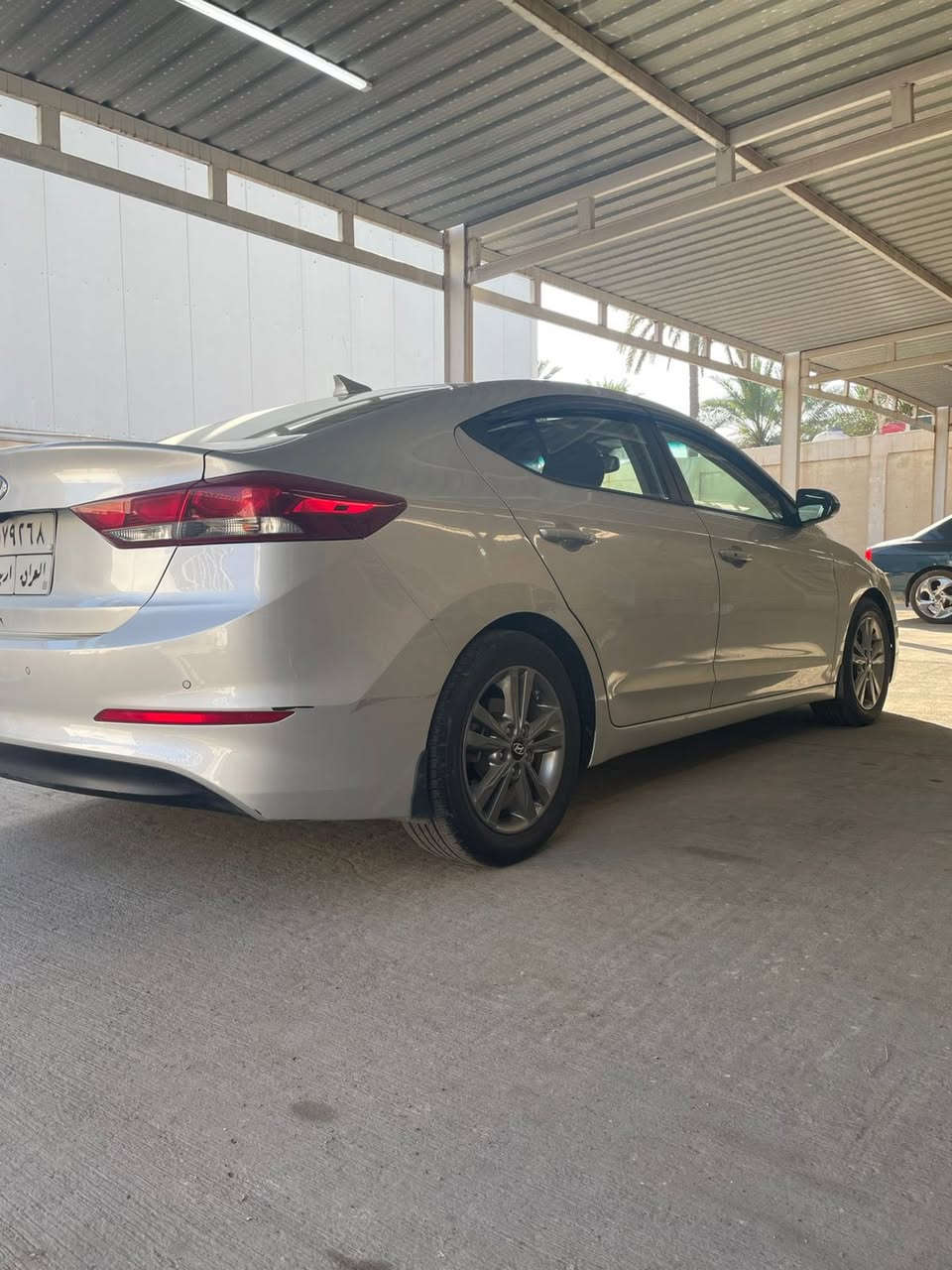 النترا 2018 للبيع فول  … مكفولة فقط صار بيها حادث هنا بغداد تبديل صندوق نفس اللون وشوية بالحوض صار صبغ ع كد شبر السعر ١٢٨ وبيها مجال 
للاستفسار اكثر ***********
