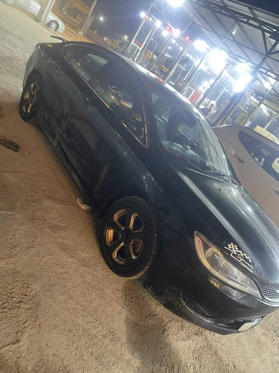 C200 2016
السيارة مال جناي وفول مواصفات
مكينة وكير كفاله شرط الفحص 
مكينة 4 سندر 
حداده 90 ‎%‎ 
تبريد منضومة جديدة ثلج وتدفئه جهنم 
حدث صندوك بدون ايرباكات صور الحادث بالمنشور 
وبالعراق بيه بابين بجم كبس 
عينة اوبامة 
شاشة جبيرة 
تبريد امامي خلفي و منفصل مناخين 
تشغيل عن بعد 
اشارة بالمري 
بصمة باب السائق + بصمة باب الراكب 
كشنات جلد تدفة 
المراية الوسطية تعتيم ذاتي 
زرع عدسات عين الشيطان + زنون شمسي 
جنح خلفي + دفيوزر 
وبعد تفاصيل ال c200 معروفه 
رقم بصرة حرة شرط التحويل 
مكاني بصرة شط العرب 
واذا ما عجبك الويل الي بيه ابدله الك ب 19 بلادي 
السعر 97 السيارة مصروف عليه اكثر من سعرها 
***********
