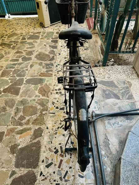 بايسكل هيرو حجم 26 لبيع مكاني بغداد الغزاليه 50 الف 
***********
