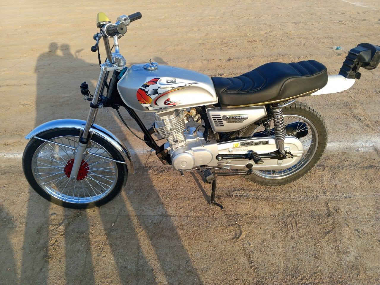 اسلام عليكم دراجه للبيع مديل 23 اوراق  فول نضافه فول شلعه هندر واحد [سعر خاص] مكان البصره القرنه مانقصعه اي برغي
كل 21 ابدل دهن
وتحياتي للجميع ✨💙


**إذا كنت صاحب هذا الإعلان وتريد حذفه لأي سبب، رجاءا أرسل رسالة إلى الدعم الفني**