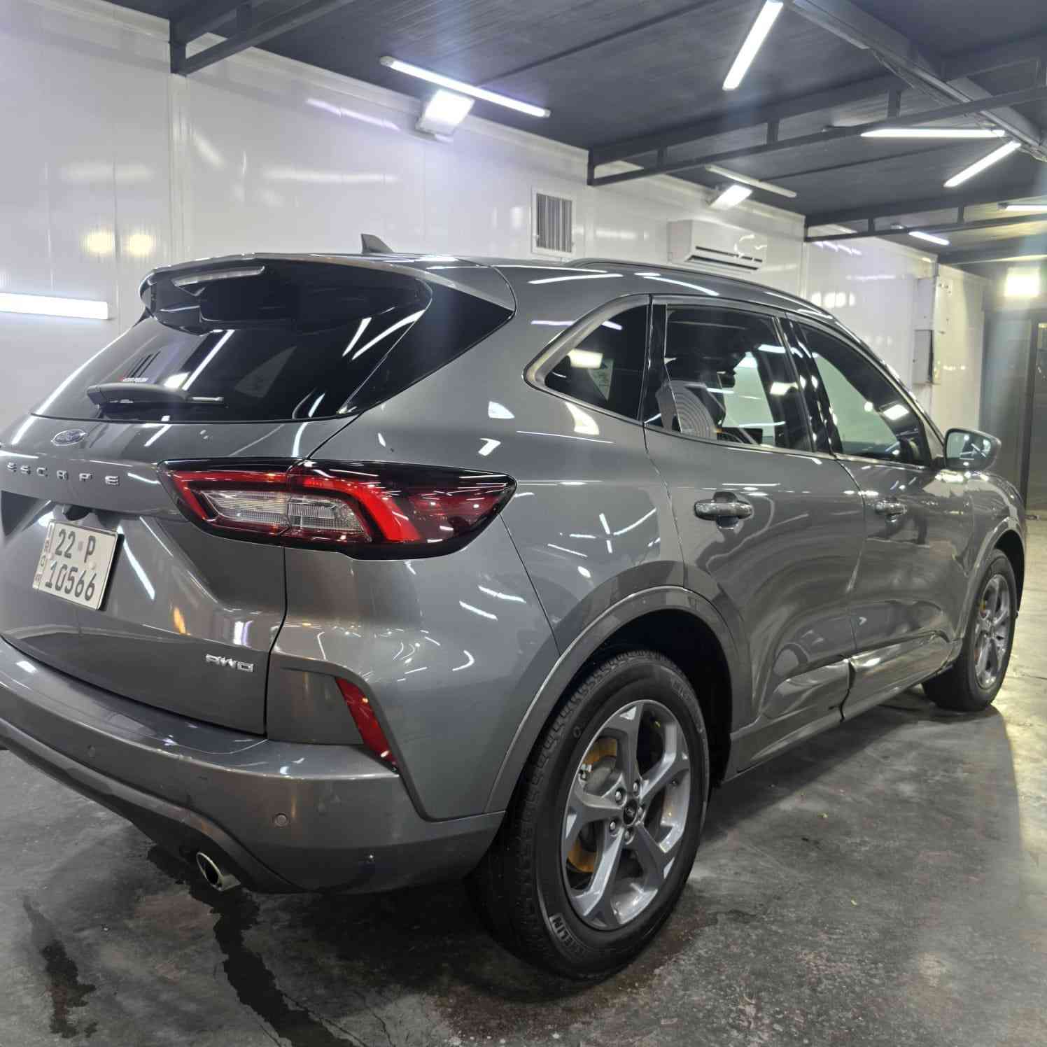 السلام عليكم
فور اسكيب 2023  للبيع 
فول عدا فتحة 
جي تي لاين
الحادث موضح بالصور 
السعر ب١٦٠ بيها مجال بسيط  
مكان السيارة بغداد العامرية 
***********
