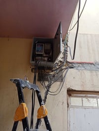 1-تبديل مكان عداد الكهرباء القديم  2-بورد بلاستك للحماية 3-اخراج جهاز ...