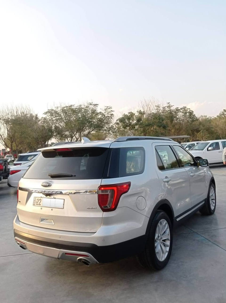 FORD EXPLORER 2017

بِسْمِ اللهِ الرَّحْمَنِ الرَّحِيْم 
 

فورد اكسبلور موديل ٢٠١٧ وارد امريكي ثلاث قطع صبغ بدون دواخل بجم کبس خلفي كبس ماشي ( 150 ) ألف ميل محرك ممفتوح رقم اربيل سنوية و هزة جديد حتى (٢٠٢٩) سيارة جاهزة و بدون نقص .

المحرك : ٦سلندر - حجم : ٣٥٠٠ - قوة : ٢٩٠ حصان 🐎 .

ملاحظة ⛔: بيهه سيستم غاز إيطالي .

مواصفات (4WD + XLT )

١-دبل اكسل 

٢-٧راكب 

٣-لایت زنون 

٤-حاسة

٥-لايت أوتو 

٦-تبريد ثلج 3 قطع 

٧-قفل تلقائي 

٨-فوليوم

٩-جام أوتو 

١٠-بصمة

١١-٤مود قيادة 

١٢-تحدید سورعة

١٣-كشن كهرباء

١٤-مراية هيتر 

١٥-بگلايت ليد 

١٦-كاميرا

١٧-گير شفط 

١٨-فتح تلقائي

١٩-كود أبواب 

٢٠-لايت ليد 

٢١-صندوق كهرباء 

٢٢-ابواب بصمة

٢٣-مكان هوك 

٢٤-كير ماوس 

٢٥-مسجل شاشة

٢٦-گيچ اليكتروني

٢٧-مود TOW

٢٨-ثلاث شاشة 

٢٩-اشاير بل امراية 

٣٠-شغال .

مكان : البصره 

سعر : ( ١٤٥ ) ورقة 💸 

رقم تلفون : 

       واتساب 

          📥

***********
*********** البصرة, العراق
