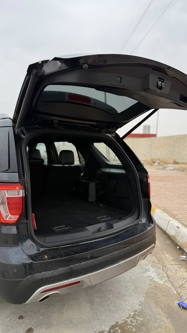 فورد اكسبلور ٢٠١٧
فول مو اصفات XLT 
رقم أربيل 
بصمه 
كشن جلد 
شاشه كبيره
داخل اسود 
تحكم ستيرن جهتين
شفتات سرعه 
٧راكب 
كشنات هيتر
ستيرن هيتر
٣قطع تبريد 
شاشة اعطال
مري كهربائيه
تحدي 
حساسات إماميه وخلفيه
صندوق شفط كهربائي 
ويل كب حجم ١٨ 
ماشية 105ألف
السعر ١٧٨ بي مجال 
مكان السياره كركوك  
استفسار رقم ***********
