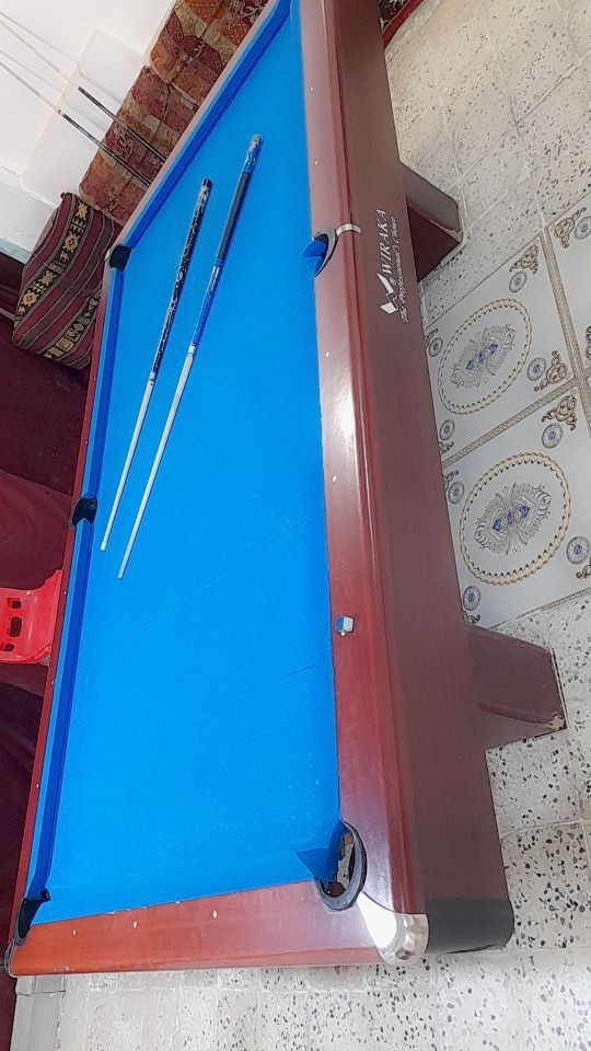 سلام عليكم بليارد البيع نوع ويركا +سيتين طوبات ويا +5 كيوبات +حصان +سيت جوك مكاني البصره زبير   سعر 750 وبي مجال الشراي رقم الهاتف واتساب ***********
