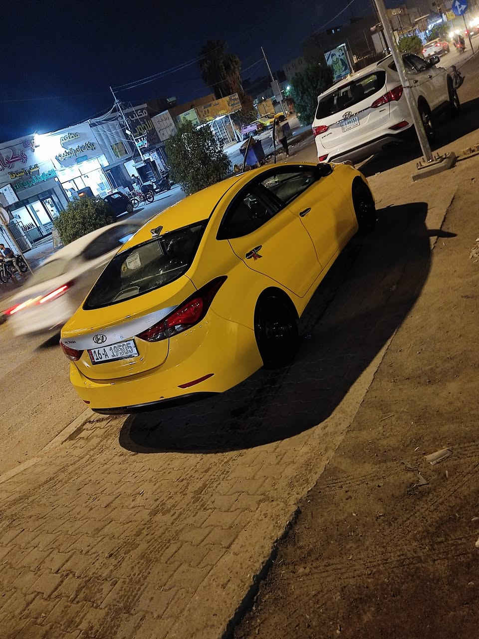 النترا موديل 16 امريكي بيهه جوملغ وشويه للباب مكينه كير حداديه خير من الله مكان ديوانيه هذا رقمي ***********
