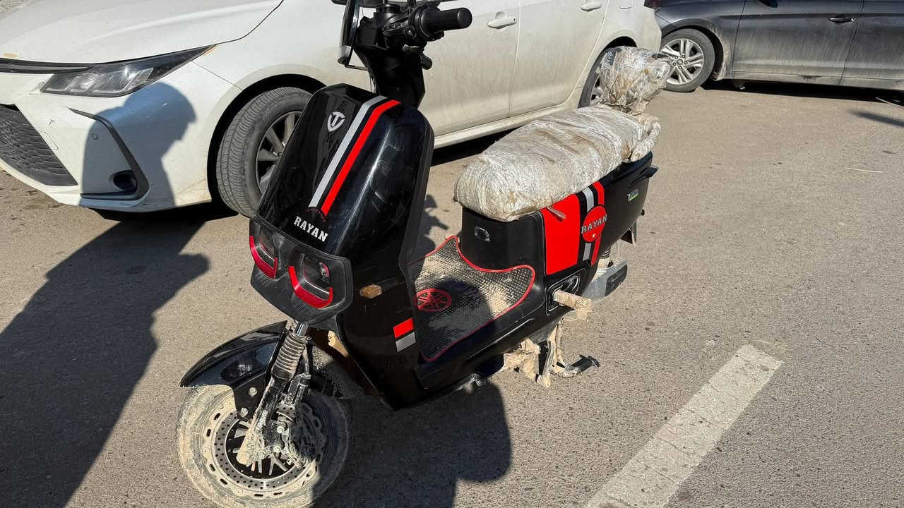 اسلام عليكم
للبيع دراجة شحن الريان موديل 2024_6

الدراجة فول مايعوزها برقي 

بعدها ما مبدل بيها اي شيء 

بيها فقط فطر خفيف مثل ما موضح بل صوره 

ول باقي كلو شرط 
سعر 650ومجال
متواجد خاص 

واتساب ***********
