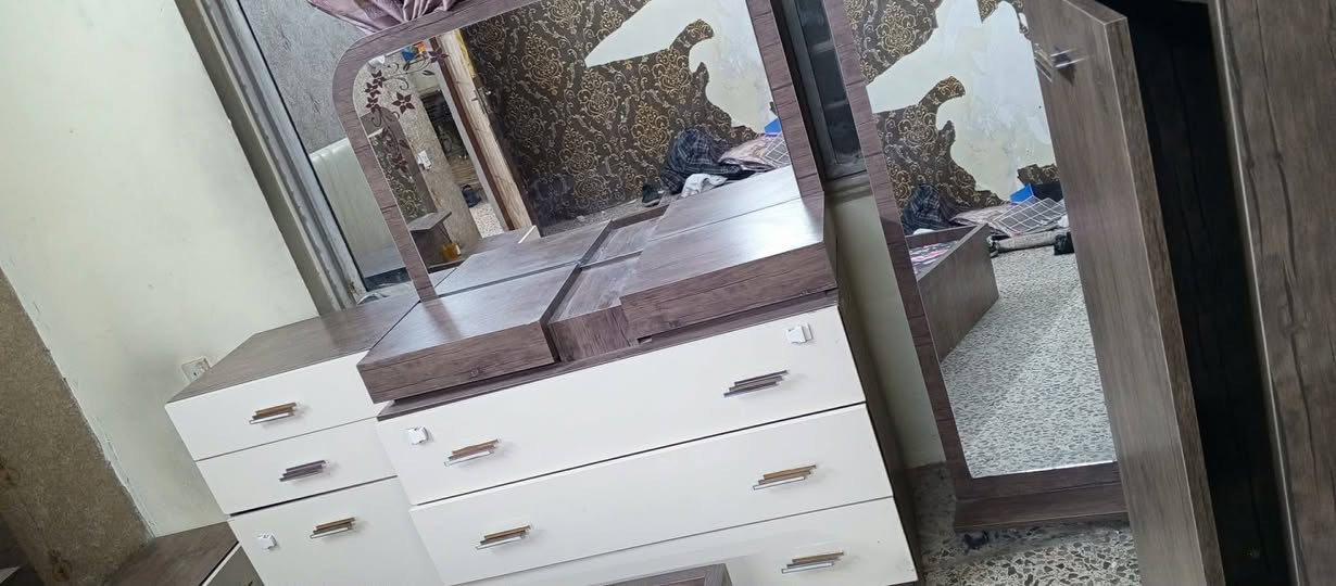 غرفه نضيفه ٧ قطع للبيع مستعجل سعر ٣٥٠ عنوان حي الاعلام تقاطع درويش الاستفسار خاص


**إذا كنت صاحب هذا الإعلان وتريد حذفه لأي سبب، رجاءا أرسل رسالة إلى الدعم الفني**