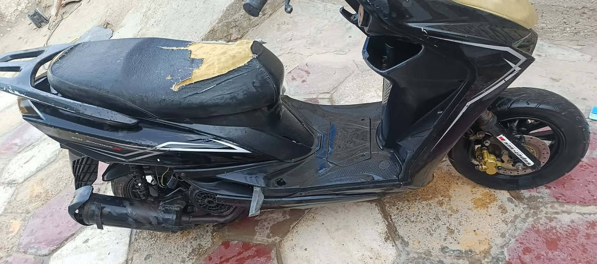 للبيع درجه سكنس مديل 2022 السعر 250 وبيه مجال مكان قلعه سكر


**إذا كنت صاحب هذا الإعلان وتريد حذفه لأي سبب، رجاءا أرسل رسالة إلى الدعم الفني**