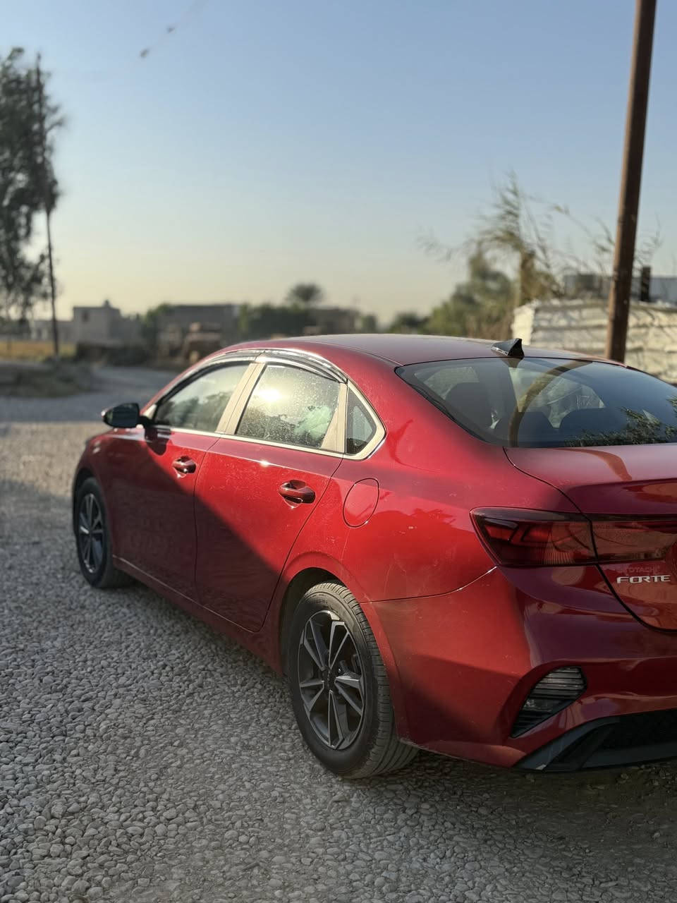 السلام عليكم كيا فورتي وارد امريكي موديل2024
السياره حادثها بارد بلباب فقط    واجتي من. امريكا بيها صبغ الباب الخلفي مع الجاملغ بدون حادث بدون حادث فقط صبغ امريكا موجود بل سونار السياره كلش نضيفه وجديده ما ماشيه بل عراق فقط على كد الترقيم فقط. 

مكاني بغداد جسر ديالى.  سعرها 153. قفل السياره تخم تاير جديد كلشي جديد 

رقمها اربيل باسمي شخصياً 

***********
