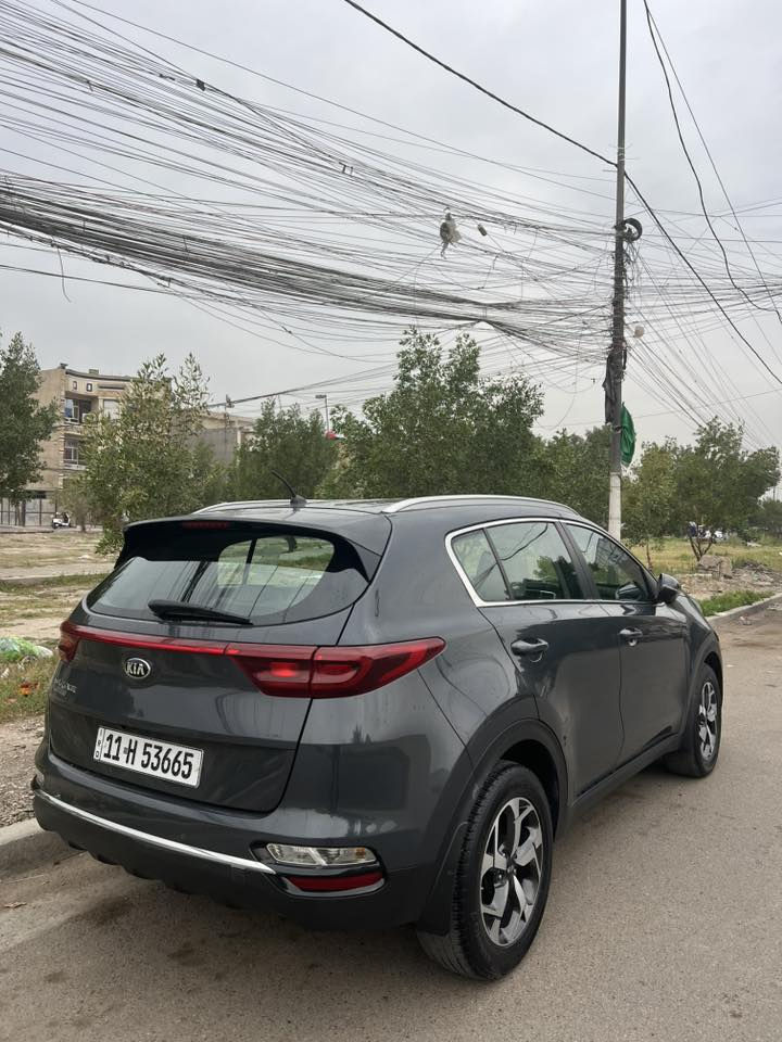 سبورتج ٢٠١٩ خليجي لون مميز
محرك 2000 دوش مكفوله بدون صبغ بدون تبديل حتى الدعاميات كفاله ماشيه 107 الف رقم بغداد بأسمي سعرها 180 مكاني شارع فلسطين***********
