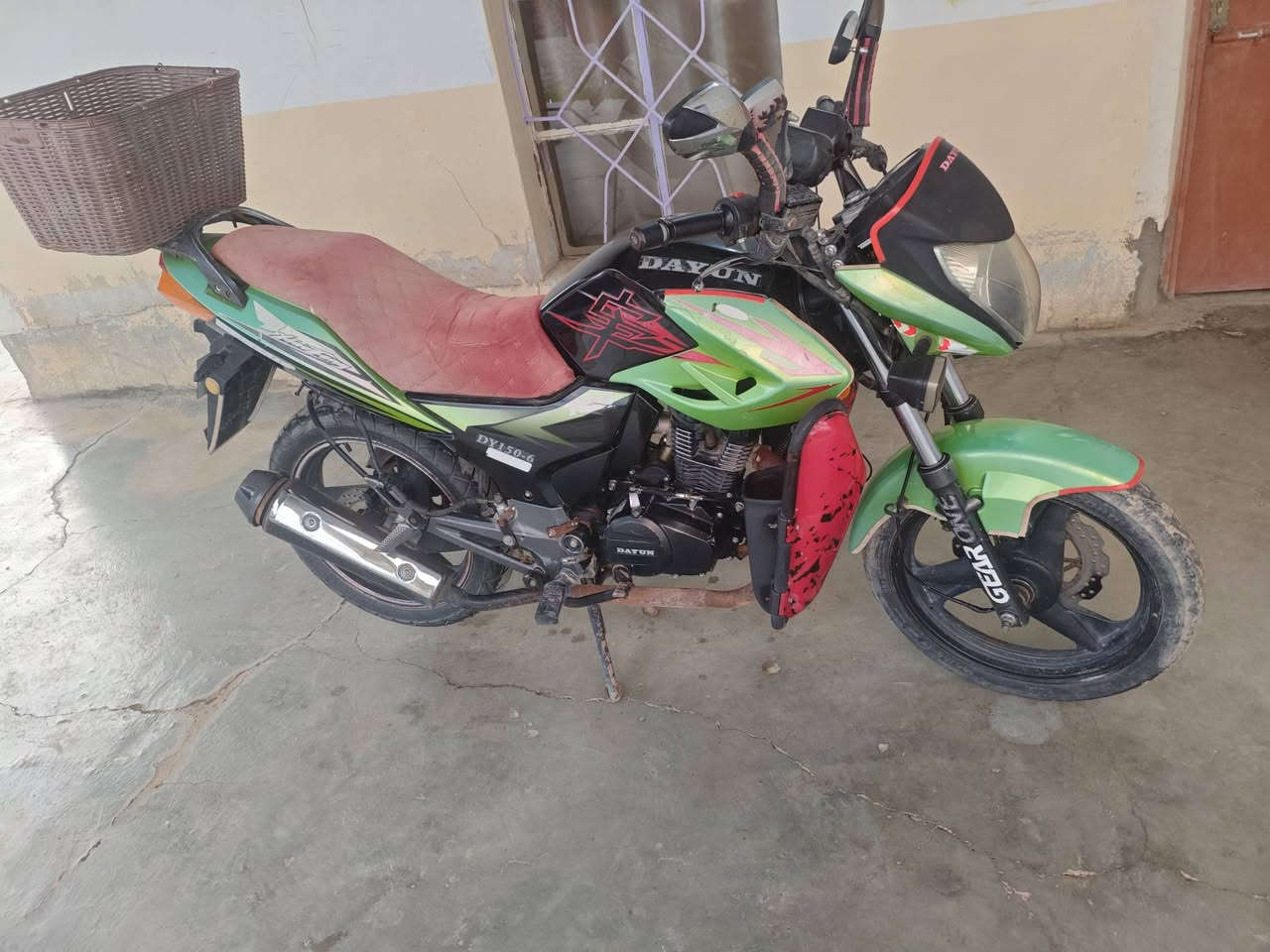 السلام عليكم يوجد موطور دايوان موديل 15 محرك شركه كهربايات شركه  كله شركه مختصر مفيد وراق اصوليه مگمرك  / الدراجه مراوس ستوته او بيع. فقط / السعر مليون  وبيه مجال / المكان الحويجه قريت شريعه/لاتجي خاص اكو رقم /  ***********
