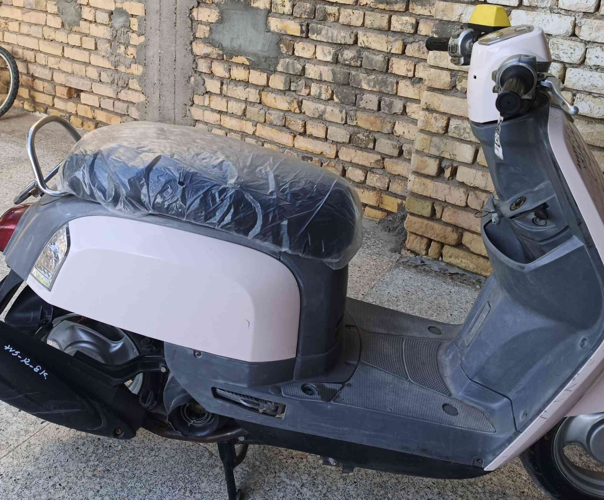 دراجه ماكس بوليسي موديل 9 لون مميز دراجه جديده الشراي يتصل ***********
