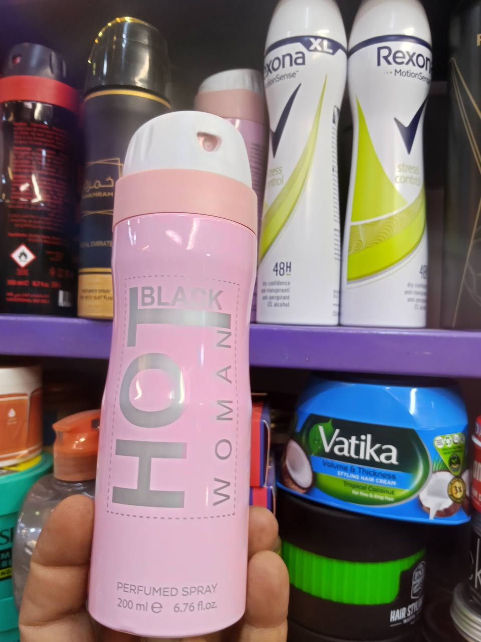 سلام عليكم 

وصول بضاعه جديده من العطور 

متوفر جميع العطور اصليه 

اسعار مناسبه جدا اهلا وسهلا بيكم 
الموقع هيت باب الحاره 

يوجد توصيل داخل هيت 

الاستفسار الاتصال ع الرقم ( ‏‪0782 910 7985‬‏)
