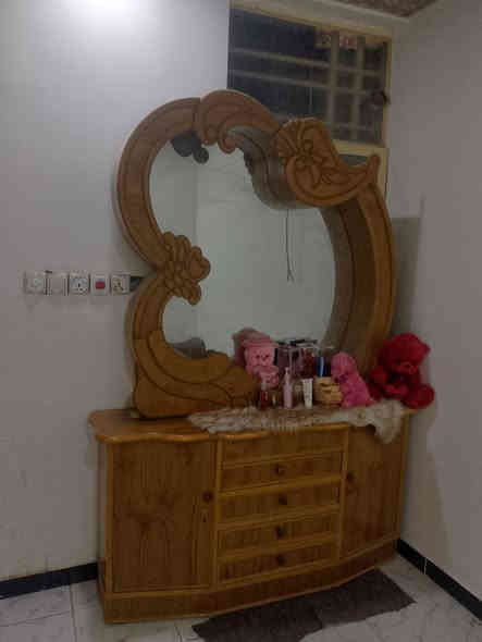 السلام عليكم عندي كنتور تزكام نظيف وما تواليت نظيف الكنتور ست بيبان اثنيناته نظاف للبيع ***********
