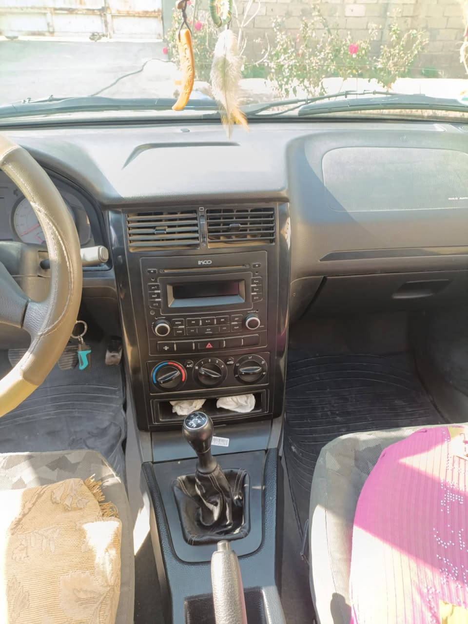 سلام عليكم سيارة اريدو للبيع موديل 2016 مكفولة كفالة عامةالاستفسار ***********
