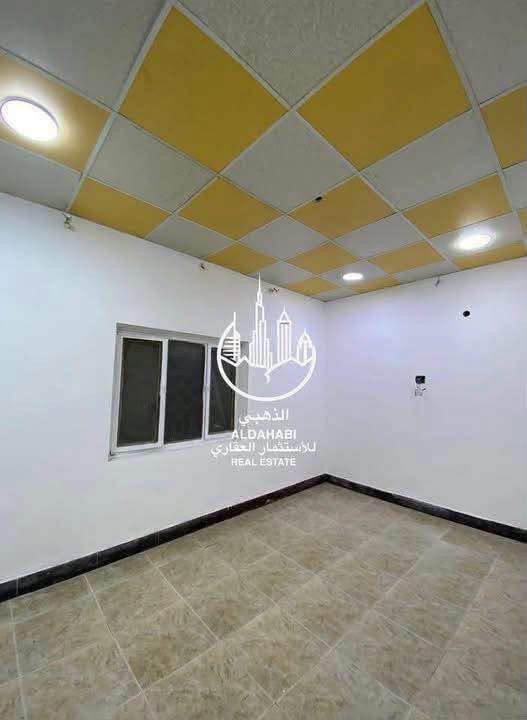 مشتمل ارضي للايجار في الطويسه نضيف جاهز للسكن موقع سكني ممتاز 
يحتوي غرفتين منام ، صاله ، استقبال ، مطبخ ، صحيات ، طارمه
.
سعر الايجار 600 الف
. 
للمعلومات اكثر الاتصال على الارقام 
*********** 
***********
او زيارة موقعنا 
البصره _ شارع عام حي الزهراء _ قرب مستشفى النفط 
الذهبي للاستثمار العقاري
مجاز قانونياً البصرة, العراق
