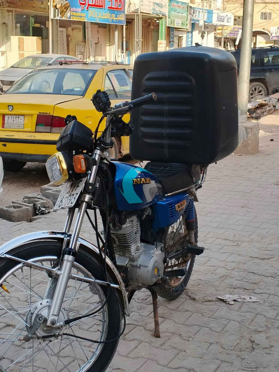السلام عليكم 
دراجه نامه امتياز للبيع موديل 2022طالعه ب 2023  مكينه مفتوحه ولفات رقم وسنويه بأسمي السعر 1350000وبيها مجال 
***********
