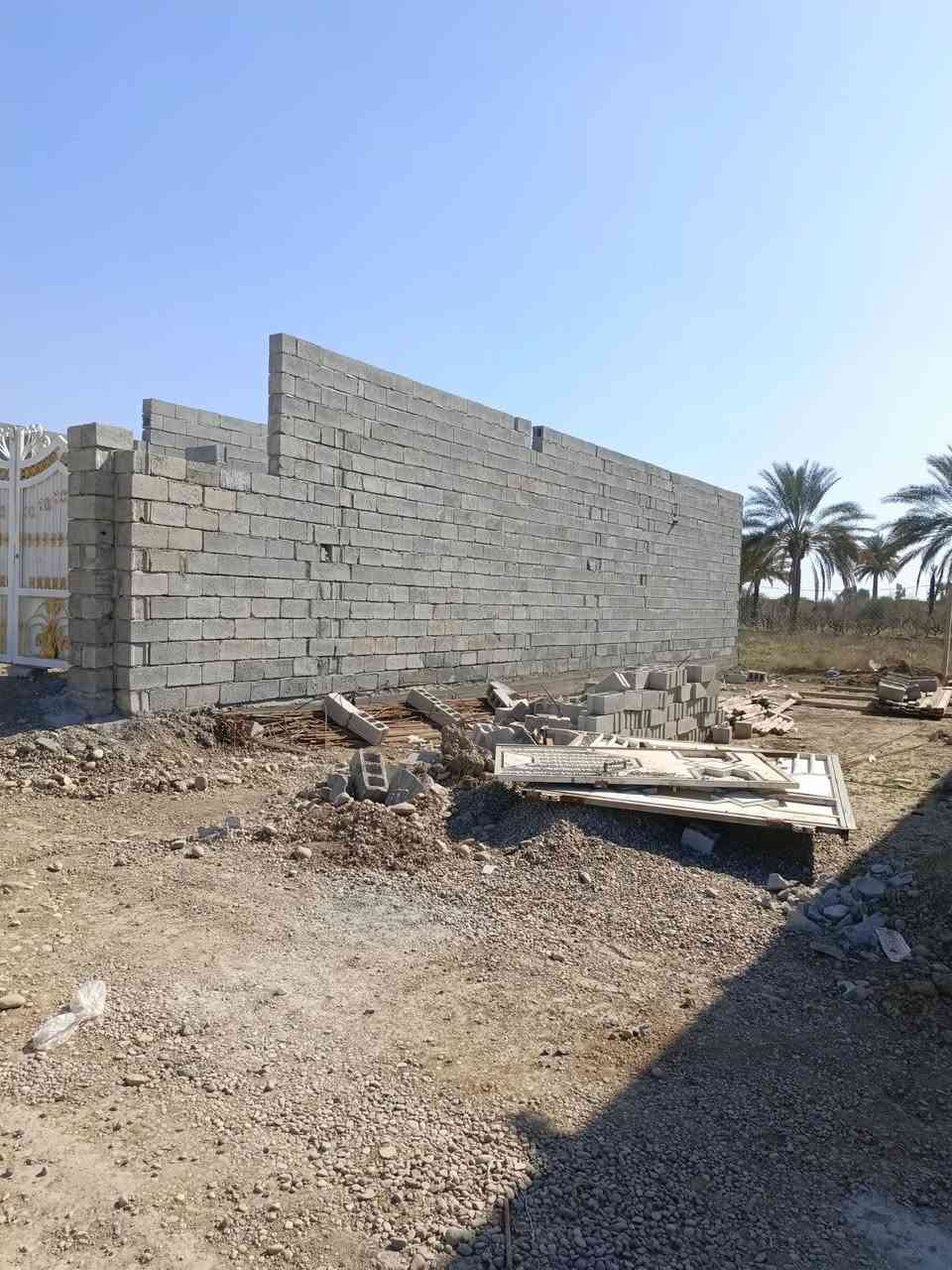 قطعه ارض للبيع زراعي تحويل مباشره المساحه 135 الموقع حي الكرار قرب شارع الحولي الاستفسار على الرقم***********
