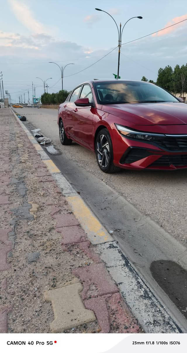 سلام عليكم للبيع النتره موديل 24 رقم ميسان مكينه 2000دوش وارد امريكي بيه الجاملغ  والبنيد تعمير بدون تبديل سياره جاهزه فول مواصفات بصمه تنته تشغيل عن بعد قياده ذاتيه تحديد مسار شاشه متصل كامره دواره فول سياره السعر 150 وبيه مجال بسيط رقمي *********** عمارة, ميسان
