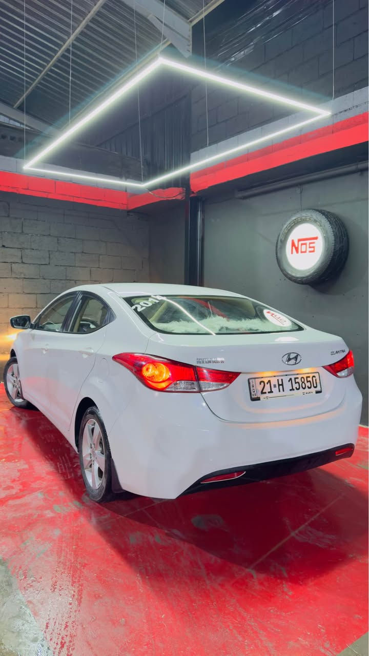 ‏

بسم الله الرحمن الرحيم

النترا ٢٠١٤

يد واحد ماشي ٥٥ الف حقيقي

ما بيها ٢٥٠ دينار مسروف 

بنسبة الصبغ بس شبر صبغ تحت الرقم بل صندوق 

*********** واتساب أربيل, العراق
