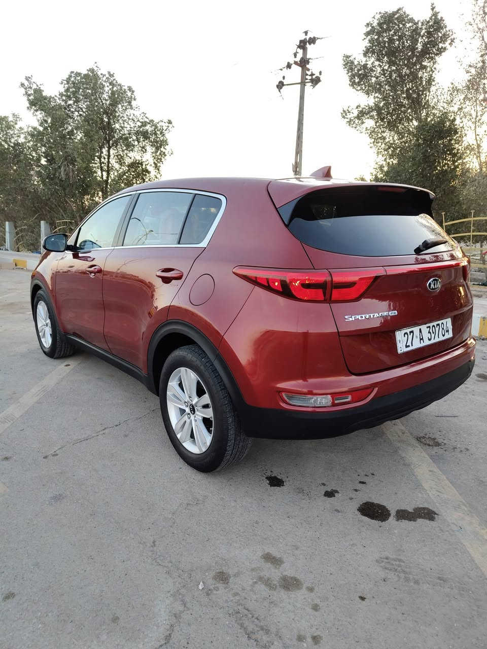 كيا سبورتج موديل 2017 رقم ذي قار دولي بسمي تحويل وارد امريكي حادثها فقط الجاملغ الامامي بدون دواخل بدون ارباك الباقي كفاله
مواصفات لدات اماميه كشافات زنون شاشه كامره دبل تحكمات انظمة قيادة  كشنات جلد     نظام منحدرات  تبريد امامي خلفي محرك اربعه اسلندر 2400 بعده عله وضع الشركه السعر 145 للاستفسار الرقم ***********
***********
