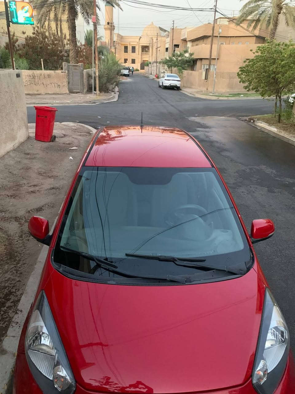 للبيع كيا بيكانتو رقم بغداد لون احمر مصبوغه بسبب جراد وعندي صورها قبل الصبغ فقط جراد موديل ٢٠١٥ السياره كامله وحلوه للبيع بسعر ٧٧ ورقه للاستفسار *********** مكان السياره الدوره شارع ابو الطياره
