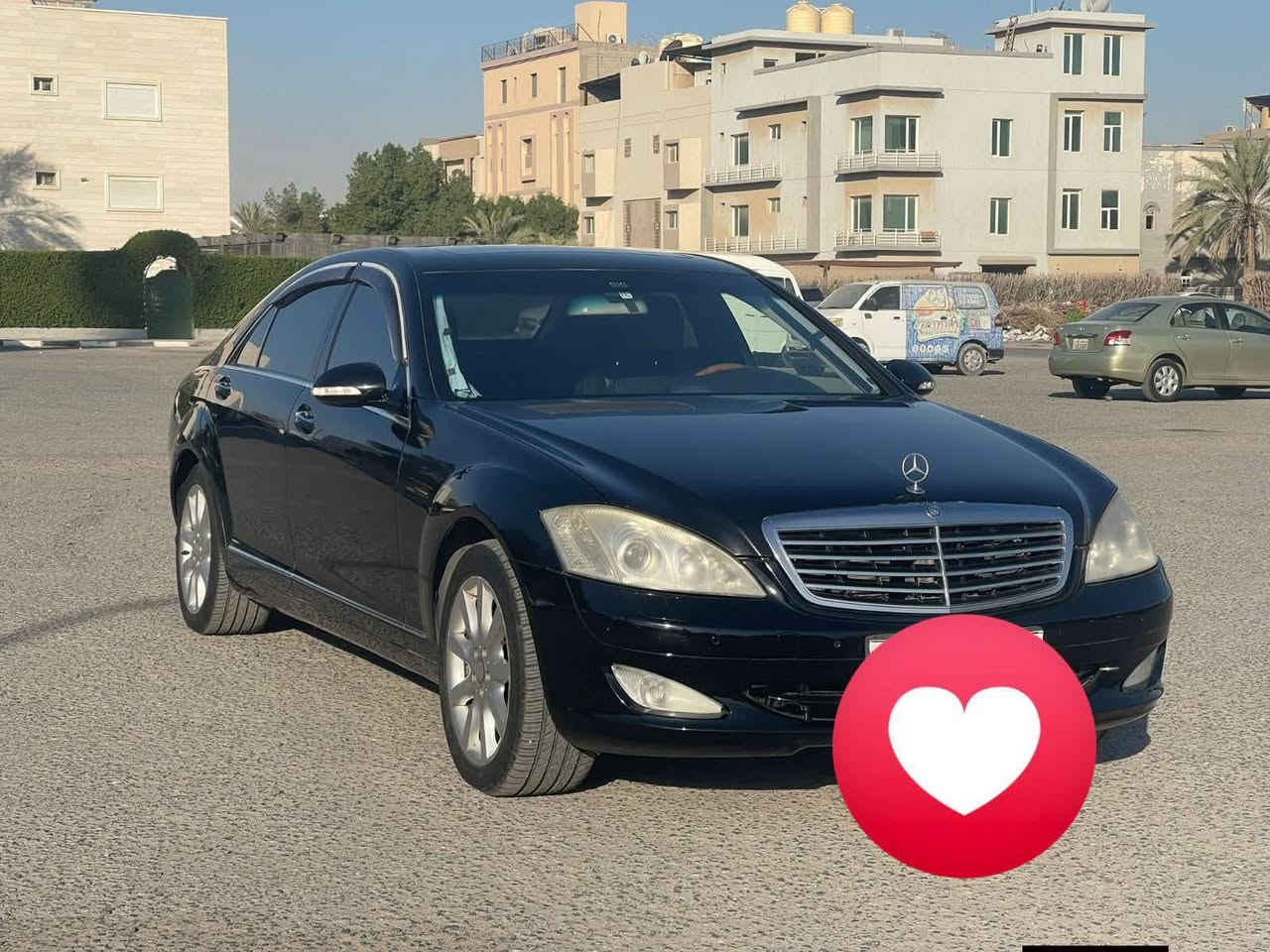مارسدس اس كلاس s550.
2007 ادوات ادوات بدون كص شرط

 

 السياره بيه بس قطعه صبغ الجاملغ الخلفي جهة السايق 

والجاملغ جهة السايق الامامي بي بارد اثر انفجار الاطار 

السياره باقي كفاله  كفاله شواصيها 

لغود مكينه وكير خير من الله 

نواقصها فقط واحد من المجاول واكف ودسكات فقط 

البدي شوف عينك نضيف كهربائيات كلها شغاله تخم تاير جديد حداديتها نضيفه 

تبريدها شغال 

دواخل اسود 

الكراسي معروف بالمارسدس كهربائي 

وتدفاء وتبريد 

السياره مكينه 8سلندر 5700
***********
