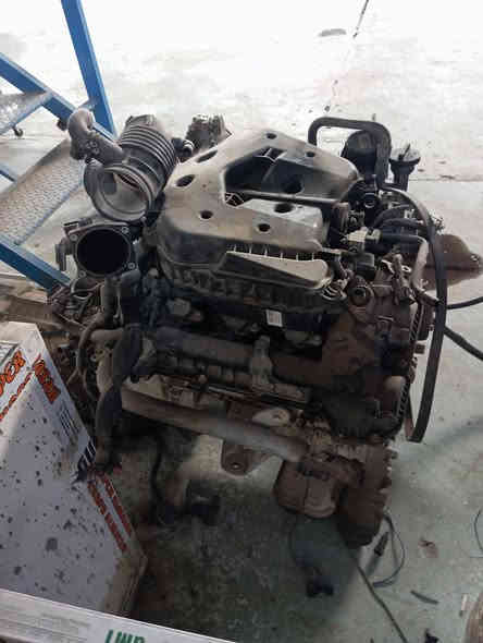 سلام عليكم مكينه وكير هيه وتفرعاته مال جنيسز موديل 12 ج ي دي بيه كازكيت الي تفيده بسعر  مناسب مكاني بابل الحله لاتصال ***********
