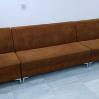 ديوان • ٧ مقاعد • نظافة ٨٠٪