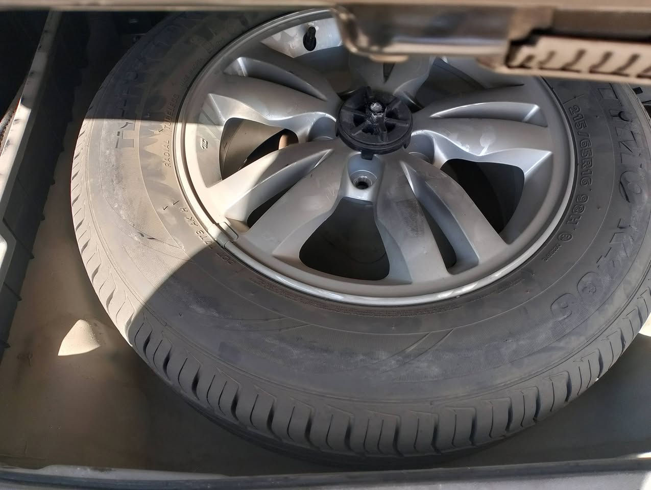 السلام عليكم توسان ٢٠١٠ الشركة العامة السيارة ماشية ١٥١ بيهة فقط جاملغ امامي والباقي مكفول باسمي الرقم الجديد سنوية ٢٠٢٩ الاتصال *********** السعر ١٢٠ وبيهة مجال
