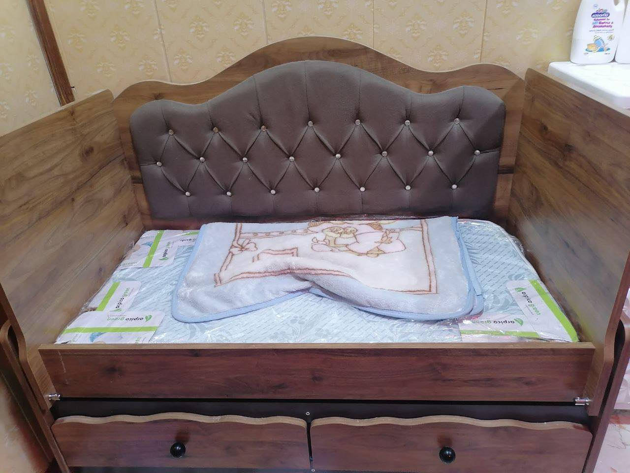 السلام عليكم جربايه  تسكام للبيع  ضخمه تكفي لحد ٥ سنوات  ب٢٠٠ وبيها مجال بسيط


**إذا كنت صاحب هذا الإعلان وتريد حذفه لأي سبب، رجاءا أرسل رسالة إلى الدعم الفني**