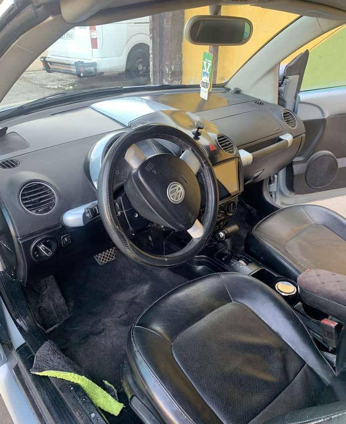 السلام عليكم بيتل 2009بسمي رقم انكليزي محرك خمسه  كير أو محرك حاويه جدد صدر امامي خلفي جديد مكاني الدوره *********** السعر 63
