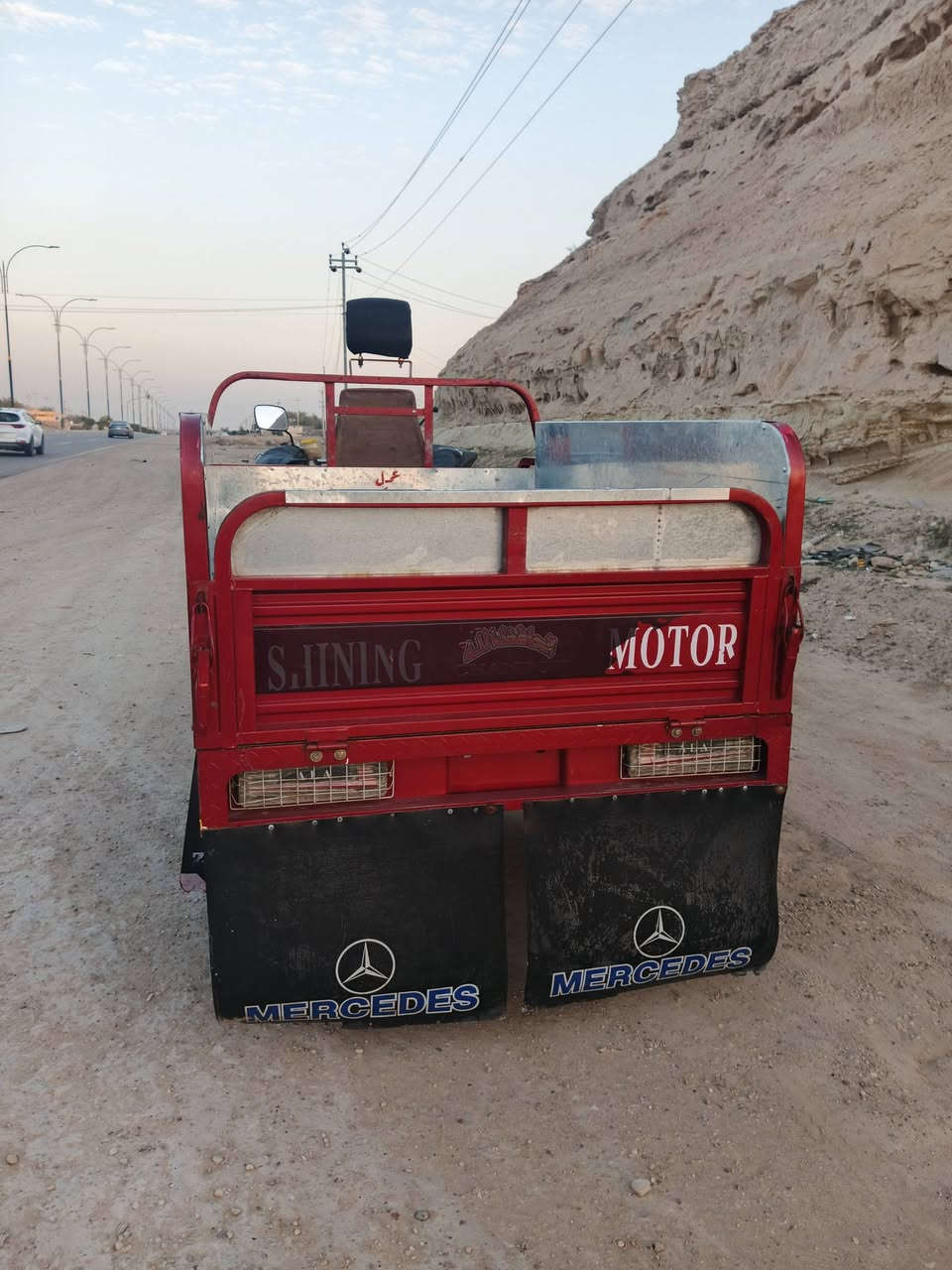 ***********
سلام عليكم ستوته 23 للبيع كمرك محمد مزهر سعر خاص 
مكاني فلوجه صقلاويه شهداء الثانيه مو شراي لا دك
