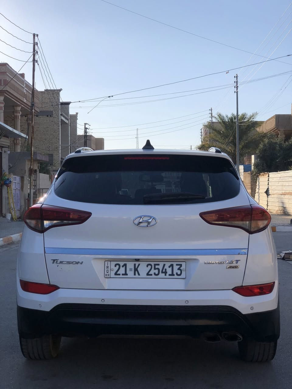 السلام عليكم
للبيع سياره توكسان موديل 2017

السياره وارد أمريكي فول مواصفات 

واحد على واحد محرك تيربو  

ويوجد حادثه في السونر مع الصور 

العنوان المشاهده طارميه 

رقم الهاتف *********** أبو علي
