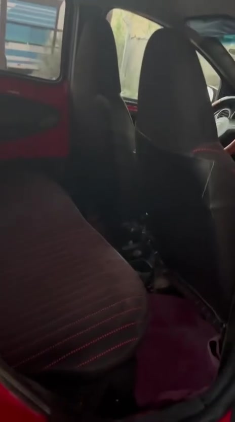 السلام عليكم بيوايدي F0 مديل٢٠١٣ محرك كير حلوات كهربائيات كله شغاله تحويل مباشر مصفره غرامات سنويه نافذه مكان السياره ديوانيه الحمزه الشرقي السعر 22 للتواصل *********** بيع فقط بدون مراوس غير متواجد عالفيس

