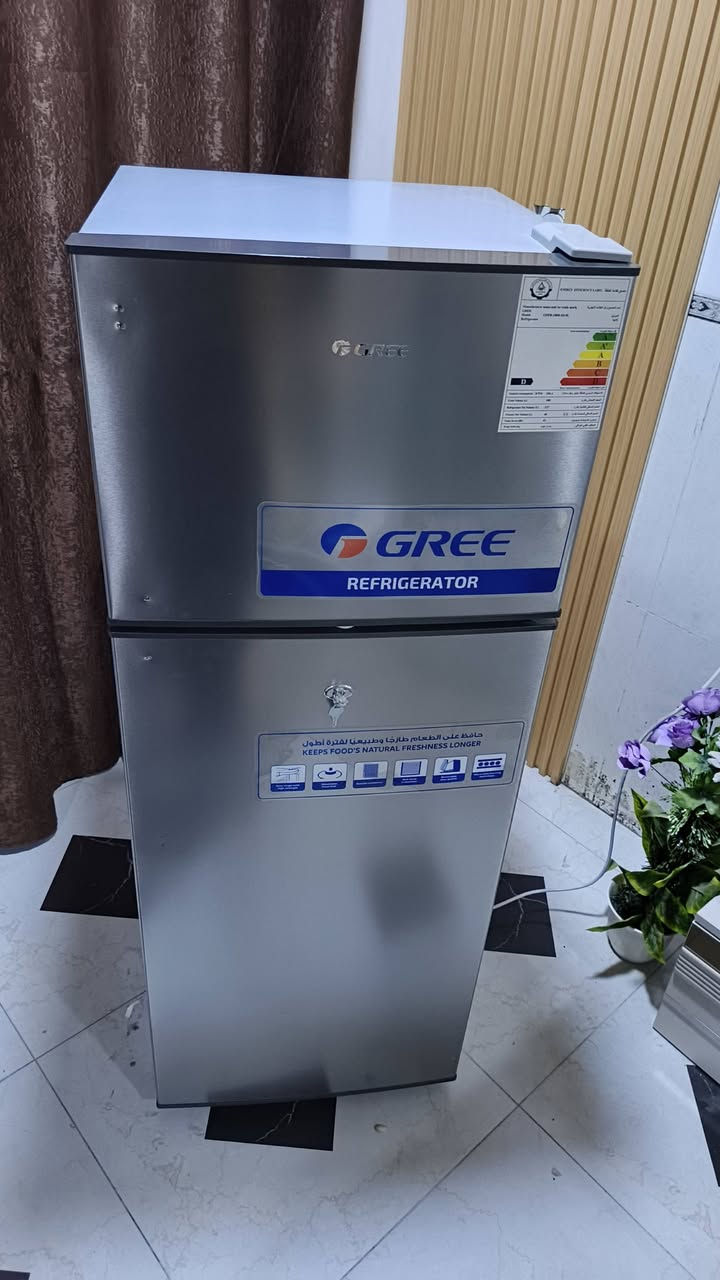 ثلاجه جديده غير مستخدمه للبيع بسعر  ١٧٥ الف اخوان ما ستخدمتها بعدها لوك


**إذا كنت صاحب هذا الإعلان وتريد حذفه لأي سبب، رجاءا أرسل رسالة إلى الدعم الفني**