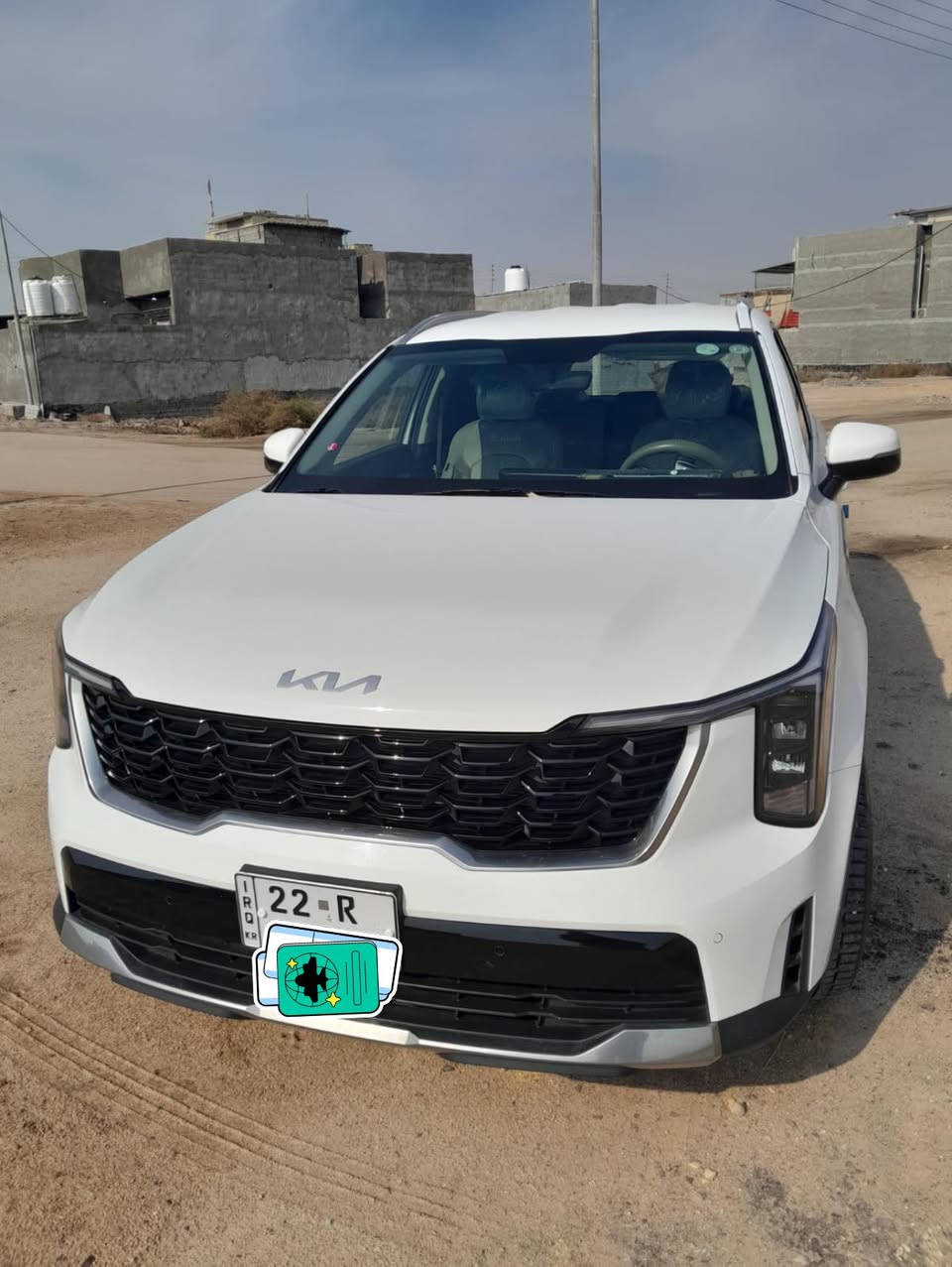 السلام عليكم..
سيارة للبيع نوع سورنتو موديل (((2025))) 4 سلندر في البصرة السيارة بعدها على وضع الشركة ماشية(((11الف))) السيارة بعدها جديدة ،
السيارة مواصفاتها فول ماعدا الفتحة و مواصفات السورنتو ال2025 معروف مثل(گير ماوس،هاند بريك دكمة،الصندوق كهربائي،اشاير بالمري ترحيب و الخ من المواصفات الممتازة)
السيارة رقمها اربيل مثل ما واضح بالصورة وكالة بأسمي وصاحبها شركة موجودة بالبصرة وكفالة عامة بدون اي زلغ 
طبعاً السيارة ب310 وبيها مجال قليل للتواصل الرقم :
***********
