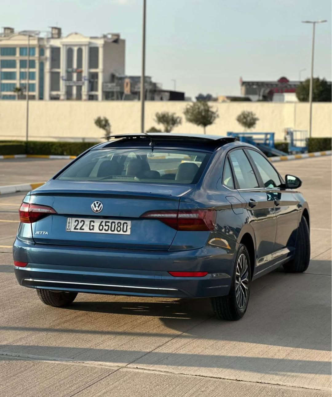 Jeeta 2019 SE  
مواسه فات se فول فول پانارؤما به سمه گوشين جلد و هيته ر  شاشه گه ره لايت ليد 
به ناوى خؤمه ره قه موو سه نوى نويه 
دوو پارچه و نيوى هه يه له لاى سكنى 
بي ژؤرى بي ارباك پيشوو پشتى كه بسه 
سعر  🔥 ١٣٦. 🔥 مه جاله كى كه م
مؤبايل *********** 
واساب أربيل, العراق
