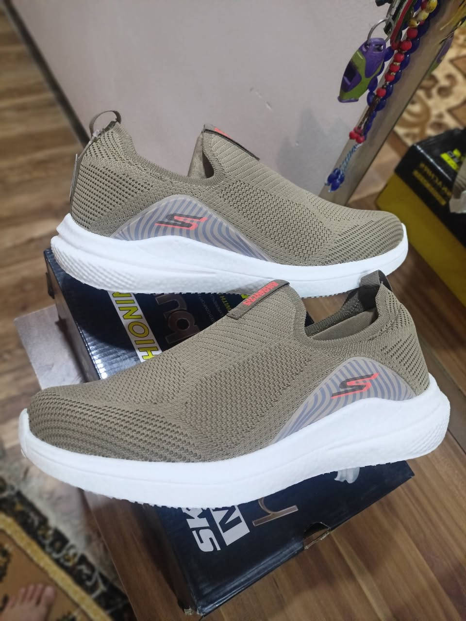 سكجر رجالي قياس ٤٤ سوبر ماستر ارضية بوست يجي مسند للقدم الوزن  صفر


**إذا كنت صاحب هذا الإعلان وتريد حذفه لأي سبب، رجاءا أرسل رسالة إلى الدعم الفني**