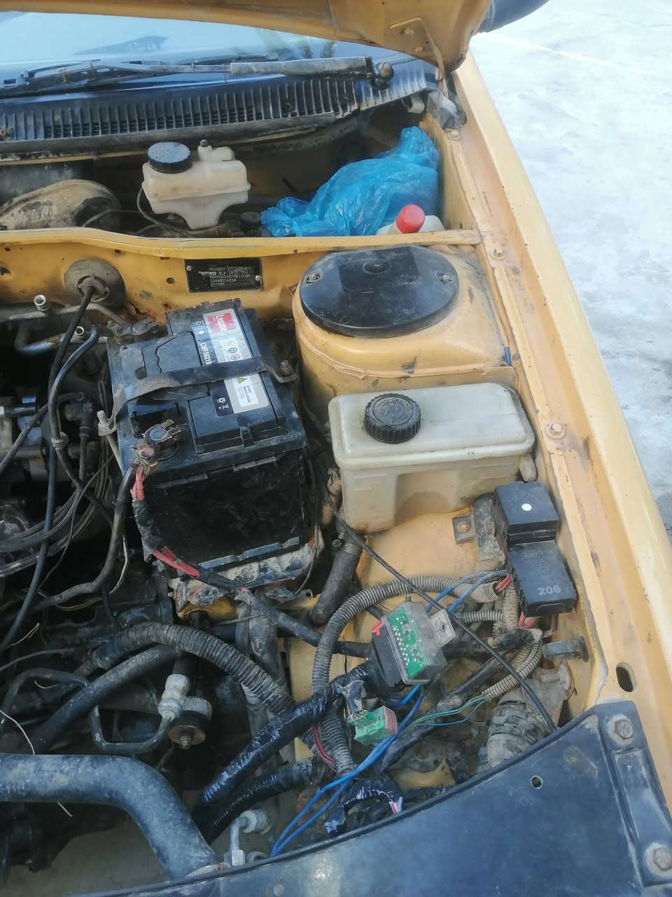 بيجو موديل 10
405 بلاد مكفولة من تبديل
سعرها 25 محرك مجفت جديد كير نضيف رقم نجف سنوية 24 وكالة عامة باركوت بسمي سكن بغداد جسر ديالى القديم 
سوبر انبار وكالة عامة باركوت بسمي سعرها 30
رقم دولي ***********
ابو احمد
