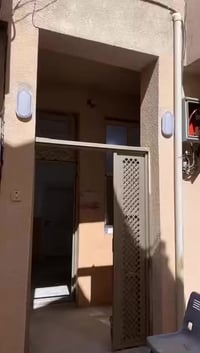 حي الجمعية • ٨٥م • طابق ونص