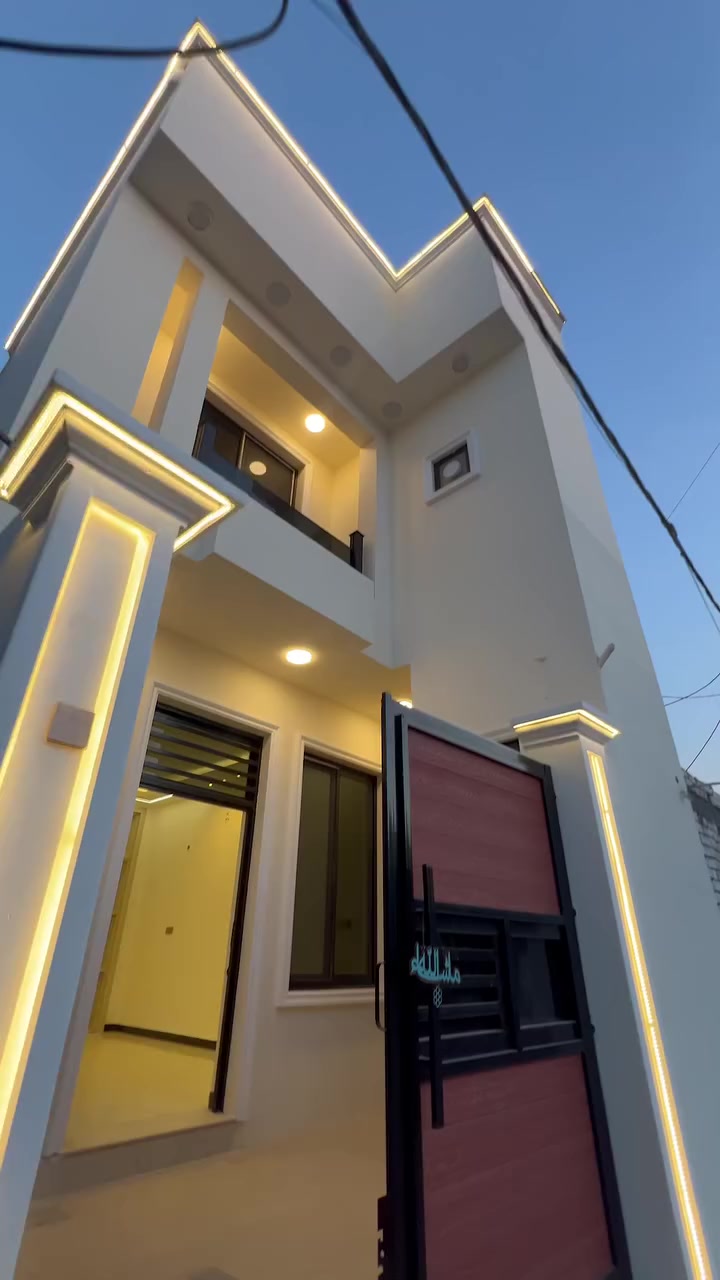 "🌟 دار للبيع  
المساحه 100متر طابو صرف
في حي الفنانين، بكرلي 🌟
🔥 موقع مميز، بناء حديث 2025، ديكورات مغربي
🛋️ غرفتين نوم، صالة، كلدور، مطبخ، مجمع صحي
📍 قريب على شارع العام (25 متر)
💰 السعر: 165 مليون، 

👉 للمزيد من المعلومات:
عقارات أملاك العراق 🇮🇶
حاتم الدغيري
***********
***********

📢 لي عنده دار أو قطعة أرض يريد يبيعها، يمنه! نساعدك بعرضها بأفضل طريقة 🚀"
