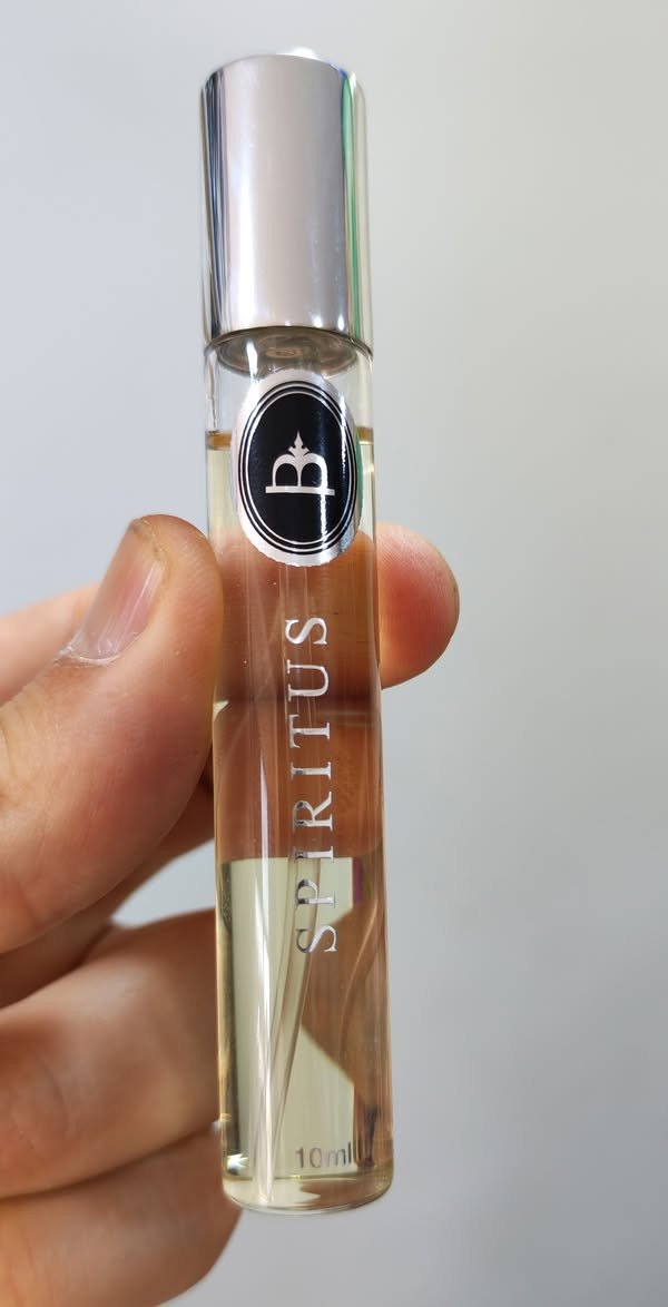 Discovery Set - Borouj Perfumes 

سامبلات عطور بروج 


السعر / 75 الف _ توصيل مجاني 

#Borouj
#boroujperfumes
#perfumes
#fragrances


#عطر

#عطور_بروج

#عطورعربية


**إذا كنت صاحب هذا الإعلان وتريد حذفه لأي سبب، رجاءا أرسل رسالة إلى الدعم الفني**