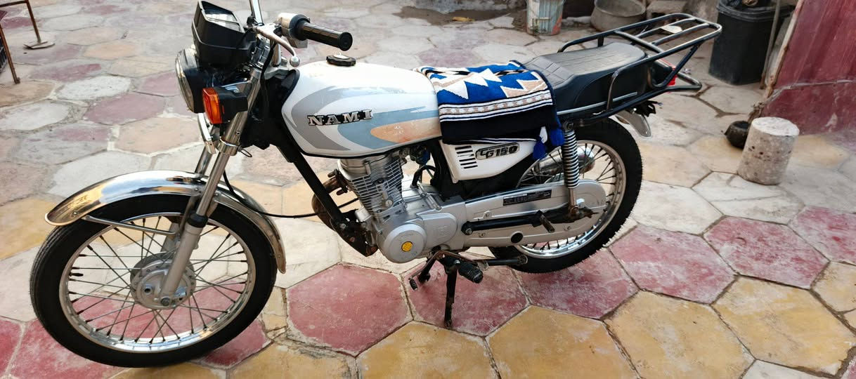 دراجه اوراق اصولي 
شاصي 16 ارشا نضيف 
محرك 23 غراض جدد تخم تاير امس شاده دراجه شلعه رزانه مال جناي سعر 550 مكاني بلدوايه ***********
