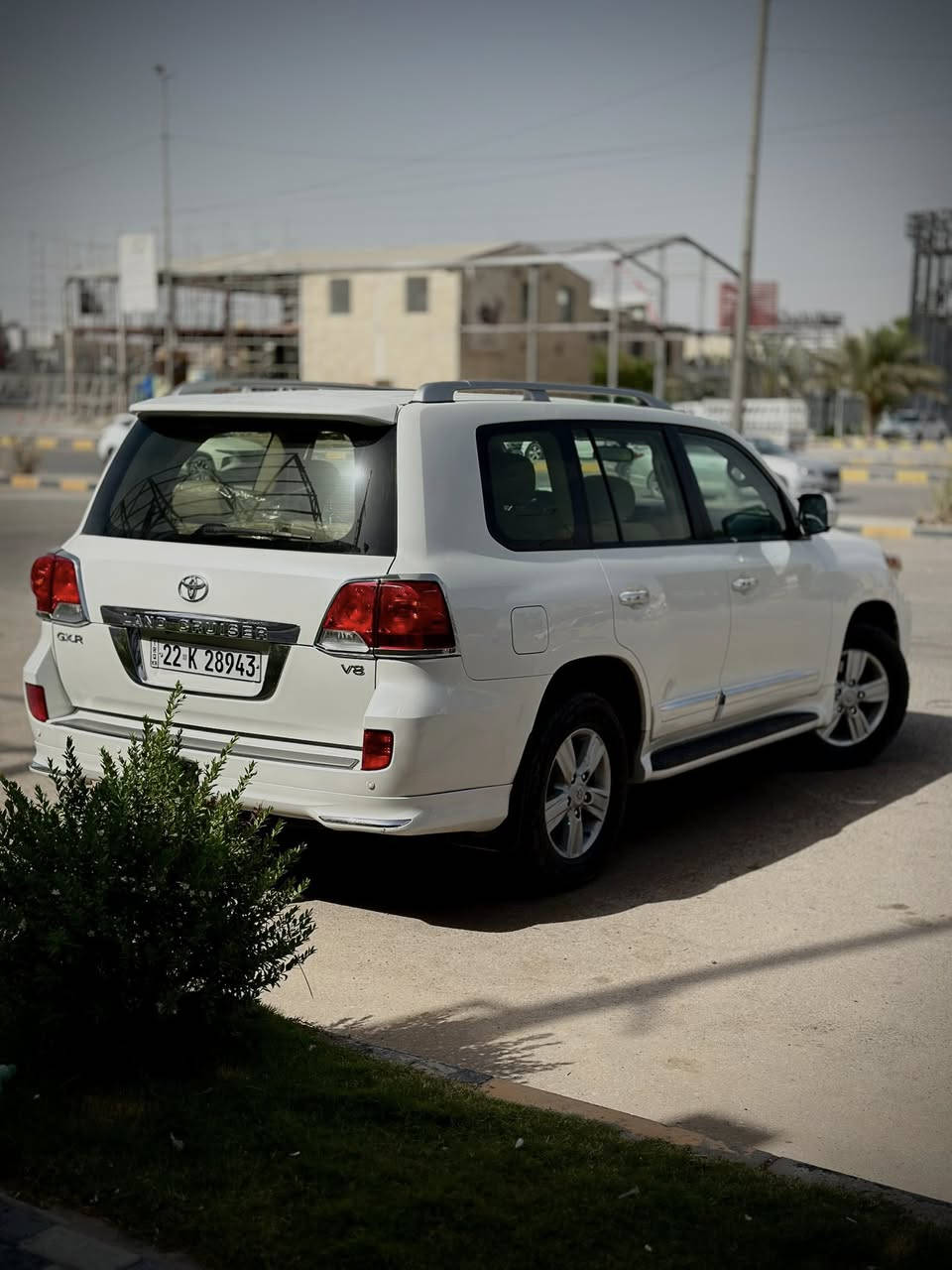 لاندكروز فئه GXR موديل 2012 مكينه V8
ماشيه 160 
حادثه جاملغ الامامي جه الصدر شخط فا بدلته وصبغته 
رقم اربيل دولي باسمي مادور مباشر 
السعر 315 وبيها مجال قليل جدا 
لون ابيض 
تخم تايرات جديد 
هزه جديده 
حداديه جديده 
تبريد ثلث قطع + ثلاجه 
كشنات كهرباء
تحكم ستيرن 
سلايد 
مري قلاب 
حساسات
***********
