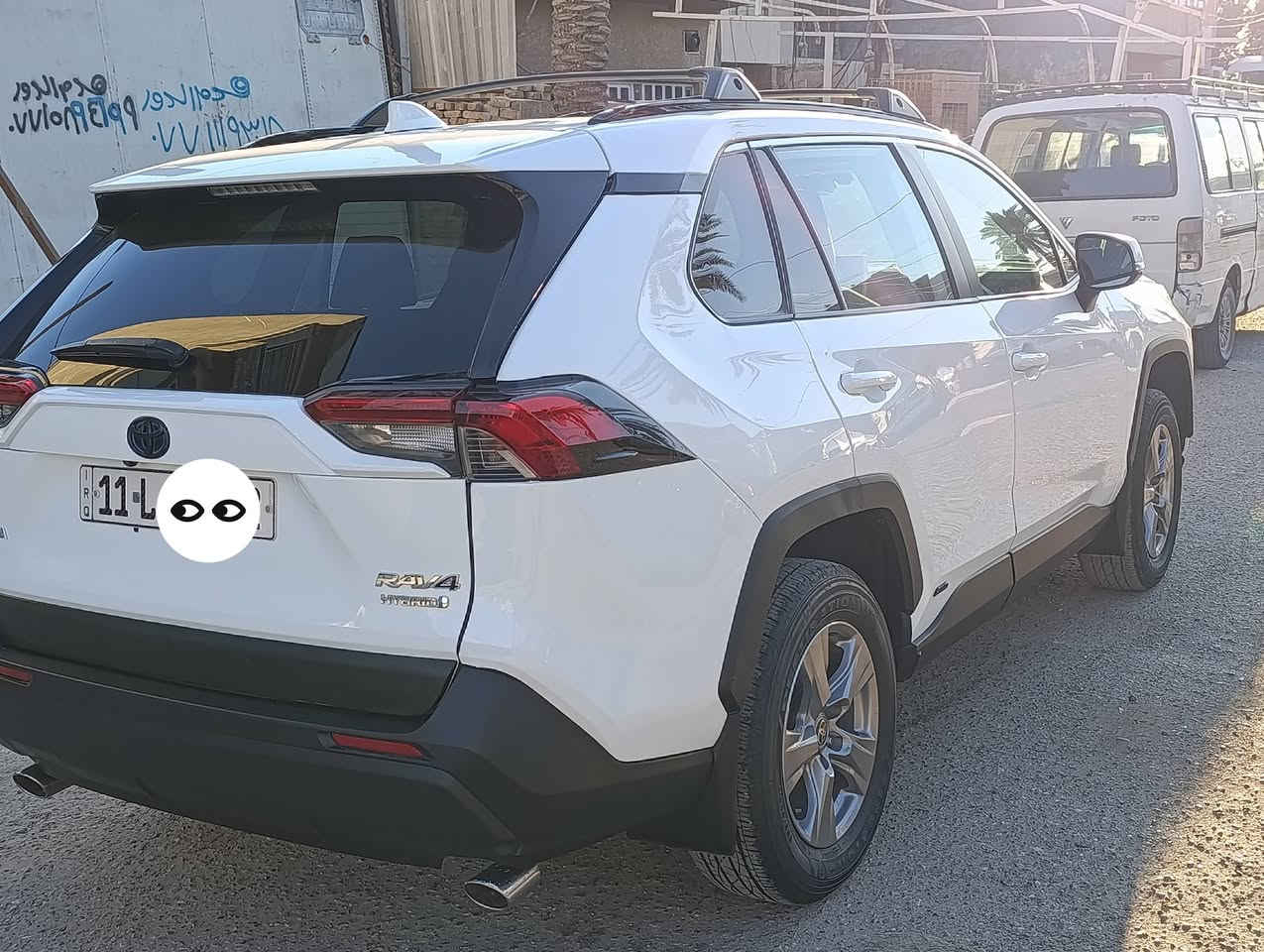 للبيع 
رافور 
موديل 24 
رقم بغداد 
بدون ايرباك 
xle
قتحه
بصمه 
رادار امامي وجانبي 
كشنات تدفه
ماشيه ٢٢
وبعد بيه مواصفات 
السياره جديده بمعني الكلمة 
تجي وتشوفه بعينك 
حادثه 
باب صندوك وجاملغ خلفي 
موضحه بال صور الحادث
مكاني بغداد العامريه 
السعر.   238
مكاني بغداد العامريه 
للاتصال
***********
