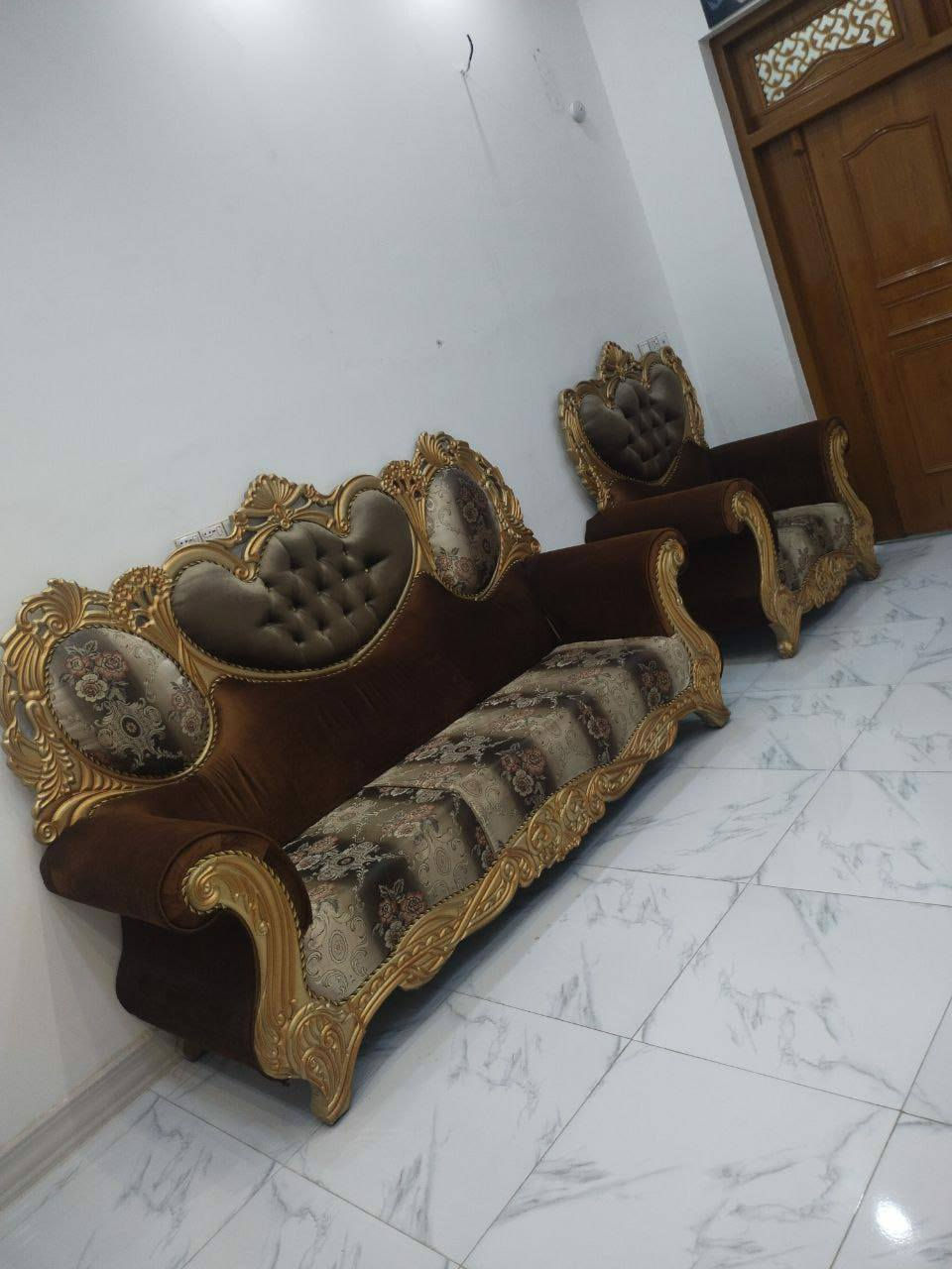 تخم رأسي للبيع جديد كلش
***********
