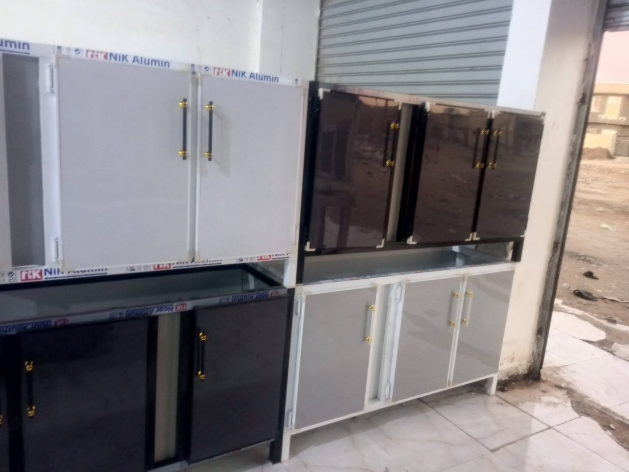 سلام عليكم متوفر جميع كاونترات مستخدم ول جديد بيع وشرا جديد مراوس مستخدم معه الفرق مكان ناصريه حي  فدا شارع مدارس رقم الهاتف *********** مرمر
